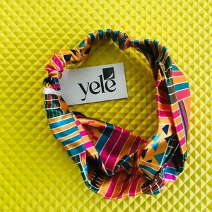 Satin twisted headband with African print